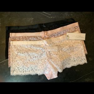 Marilyn Monroe underwear set